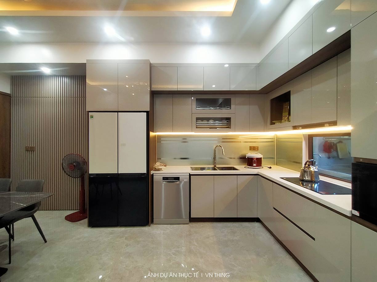 thi cong tu acrylic dep